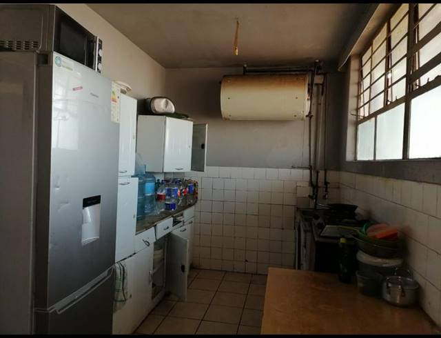 2 BEDROOM APARTMENT FOR SALE IN BEREA